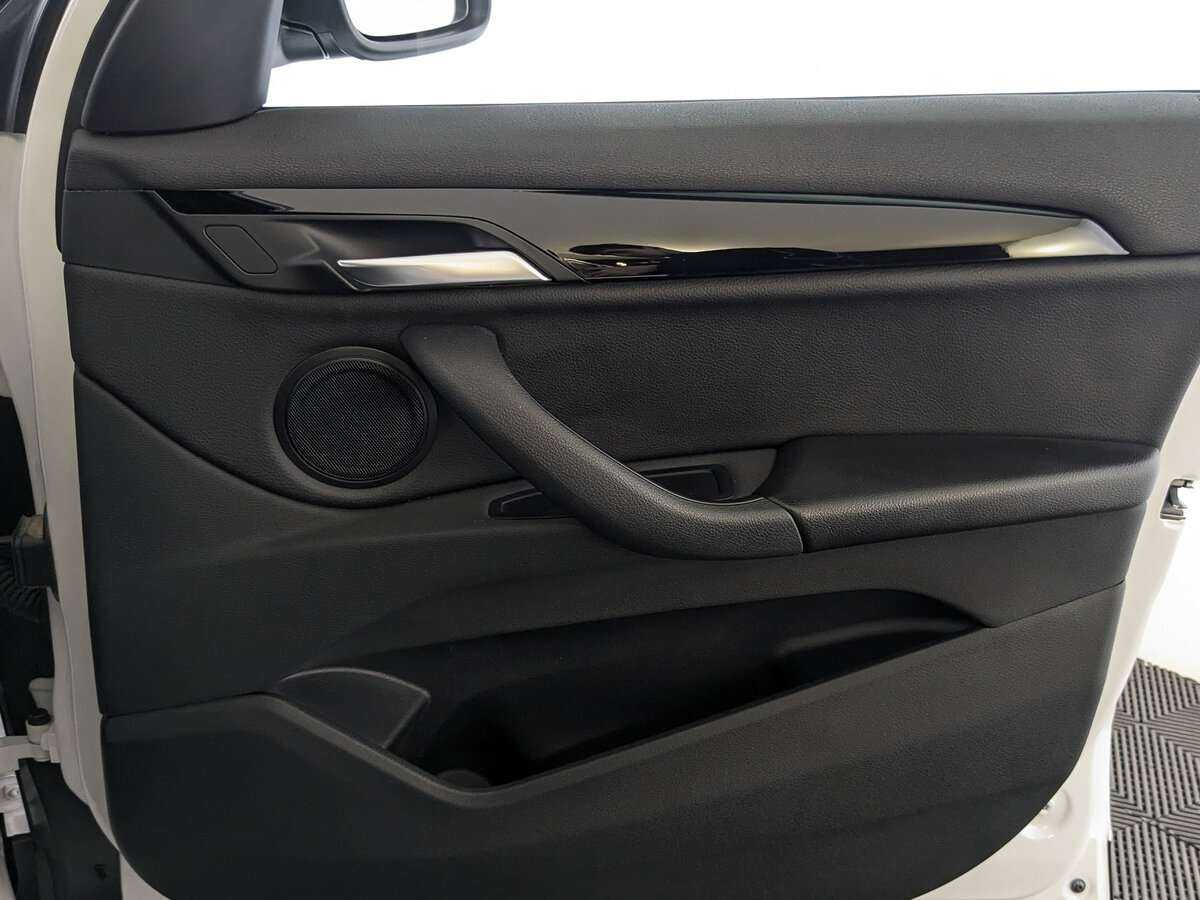 Купить BMW X1 с пробегом. Фото: #22