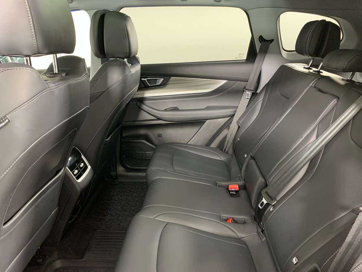 Купить Chery Tiggo 8 Pro Max с пробегом. Фото: #16