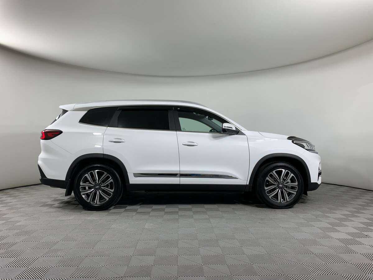 Купить Chery Tiggo 8 с пробегом. Фото: #3