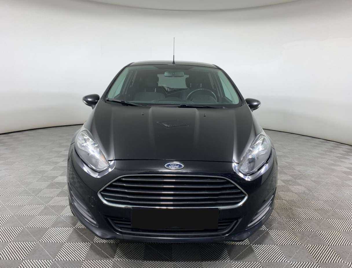 Купить Ford Fiesta с пробегом. Фото: #1