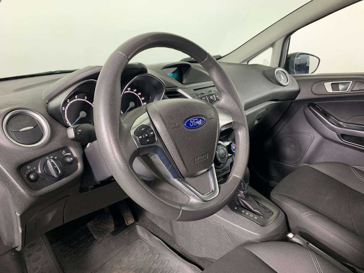 Купить Ford Fiesta с пробегом. Фото: #11