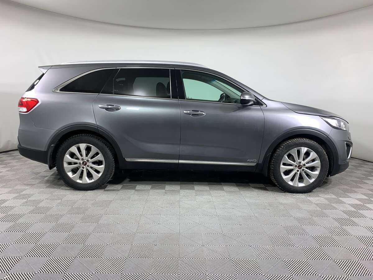Купить Kia Sorento с пробегом. Фото: #3