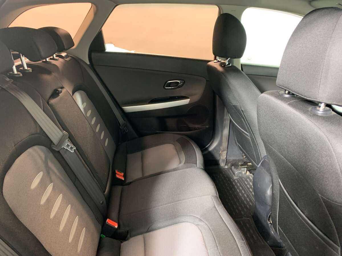 Купить Kia Ceed с пробегом. Фото: #14