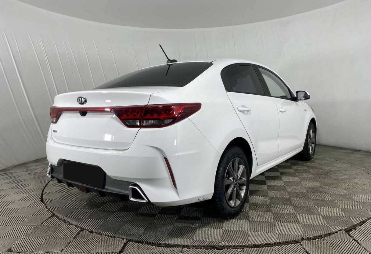 Купить Kia Rio с пробегом. Фото: #4