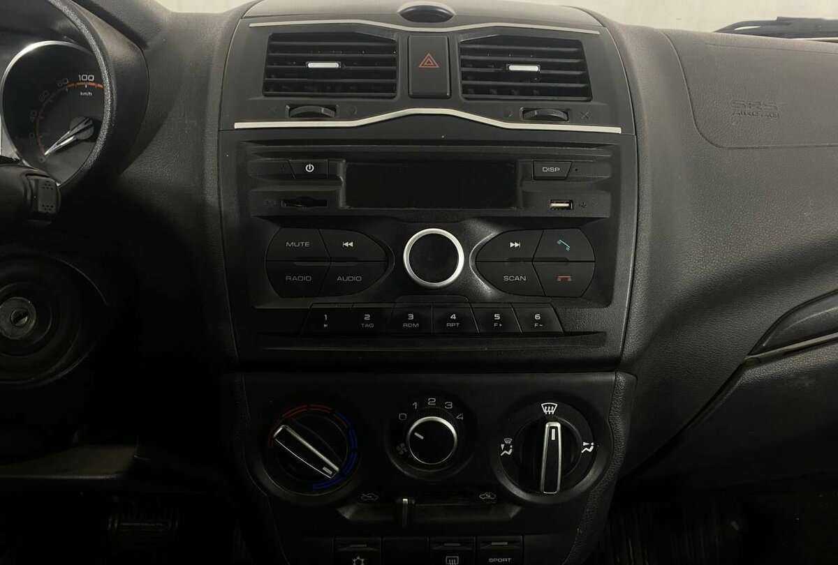 Купить Lada (ВАЗ) Granta с пробегом. Фото: #11