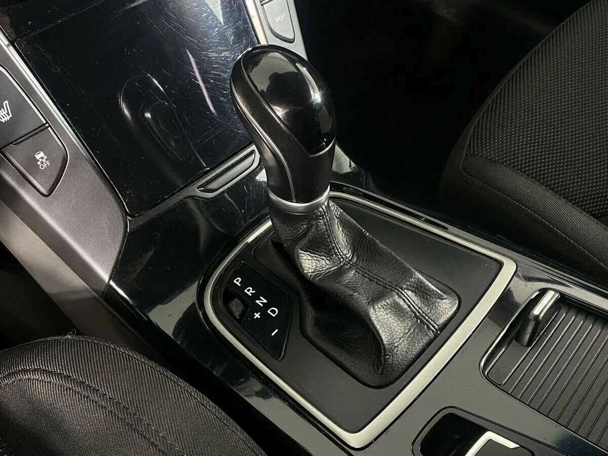 Купить Hyundai i40 с пробегом. Фото: #12