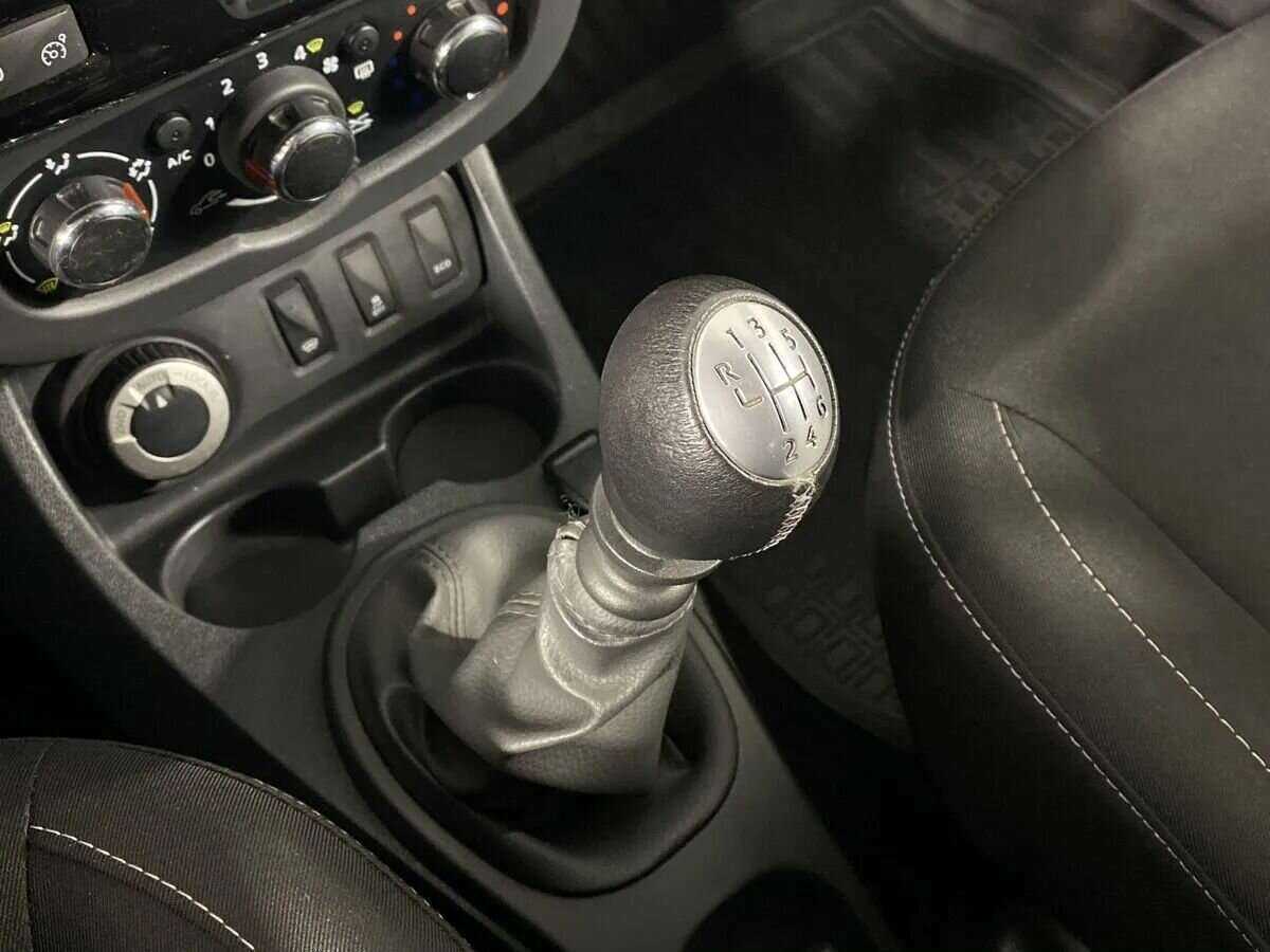 Купить Renault Duster с пробегом. Фото: #11