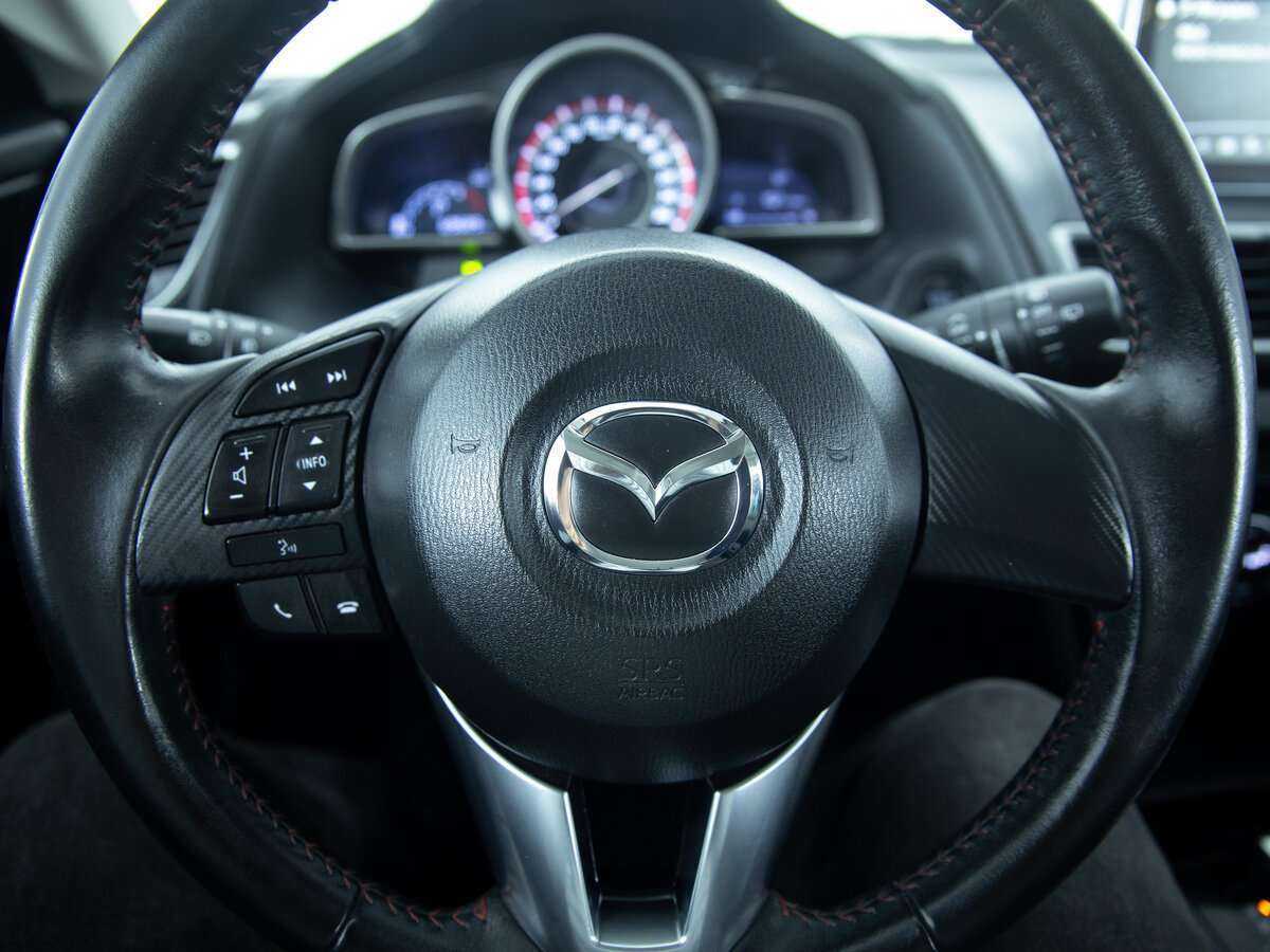 Купить Mazda 3 с пробегом. Фото: #11