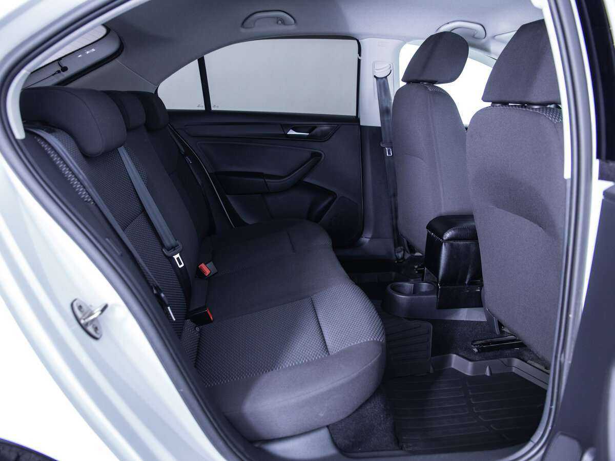 Купить Volkswagen Polo с пробегом. Фото: #16