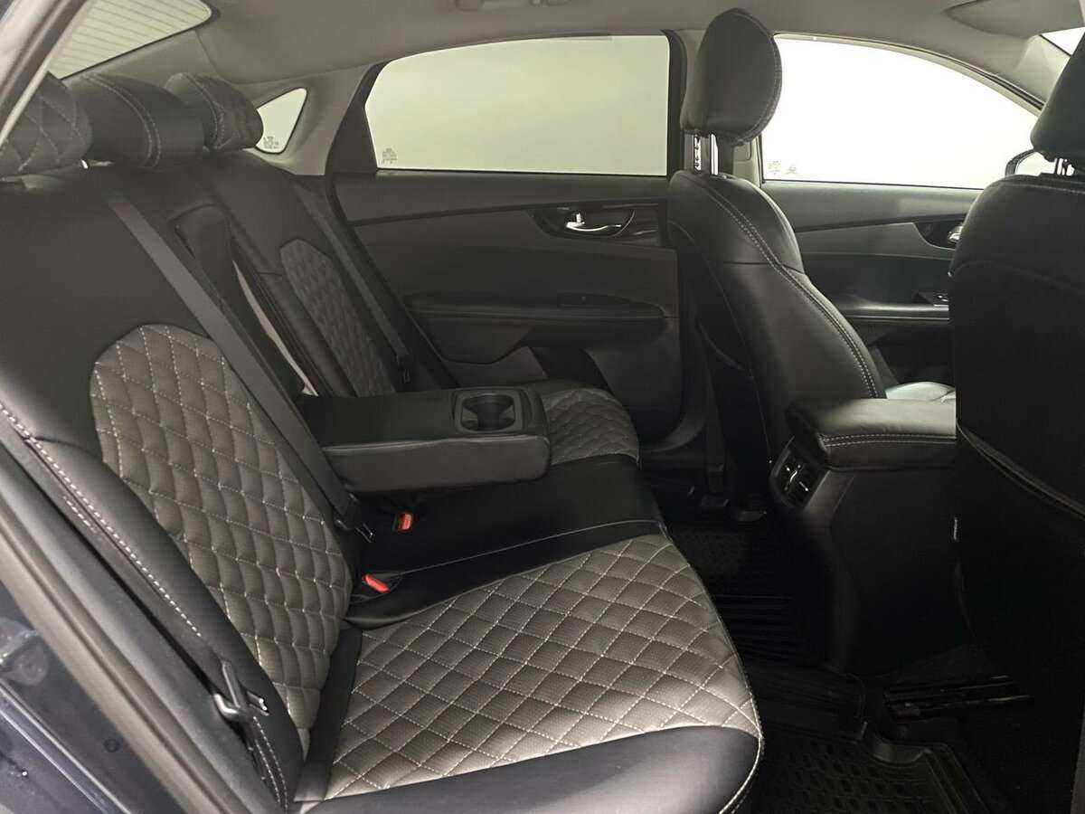 Купить Kia Cerato с пробегом. Фото: #4