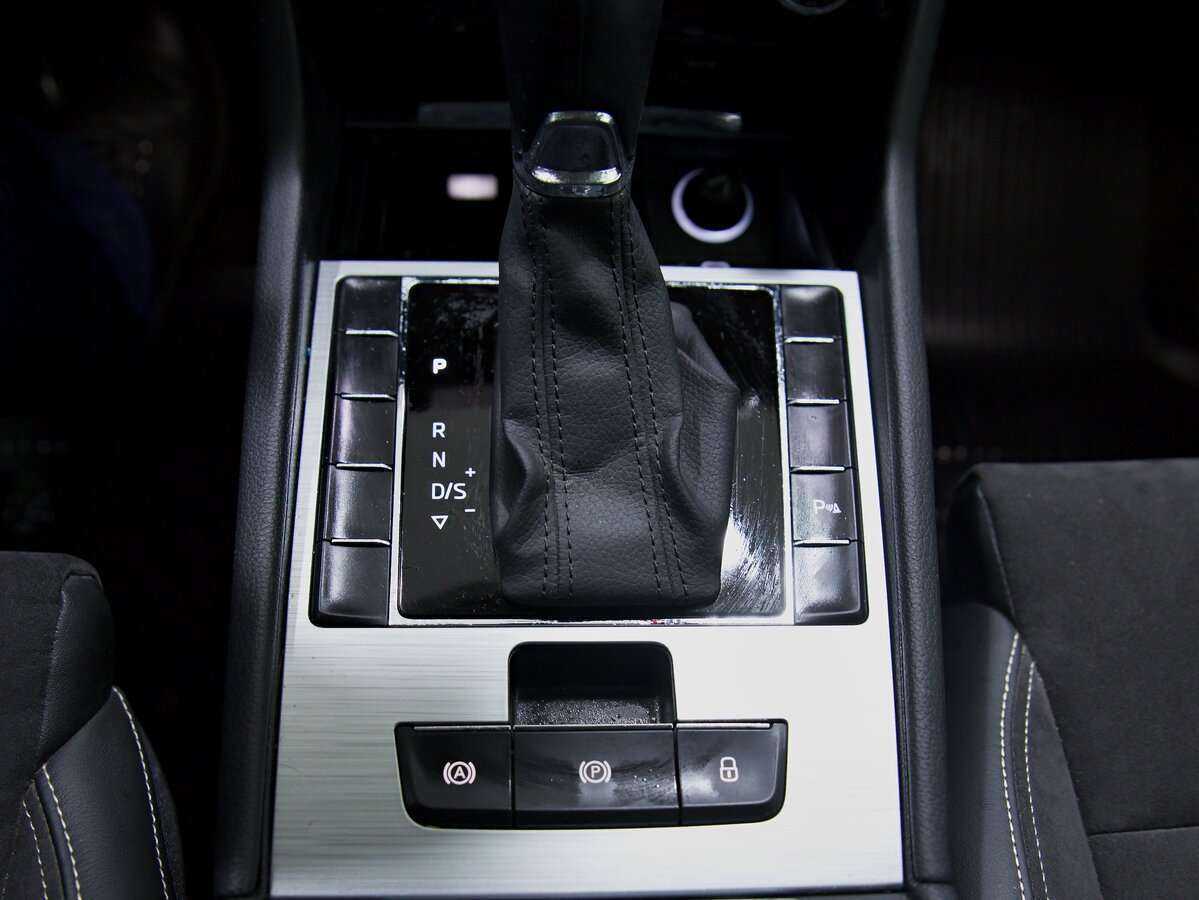 Купить Skoda Superb с пробегом. Фото: #11