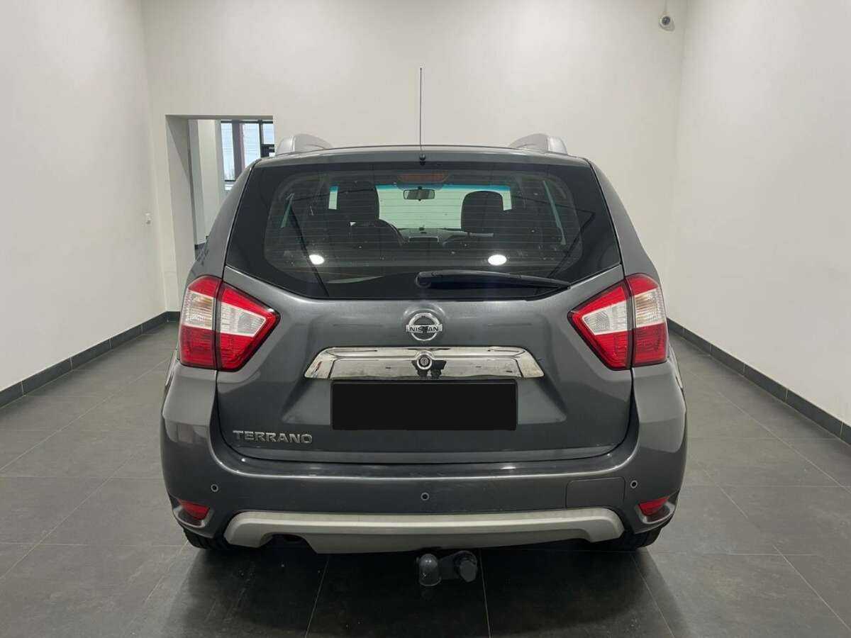 Купить Nissan Terrano с пробегом. Фото: #3