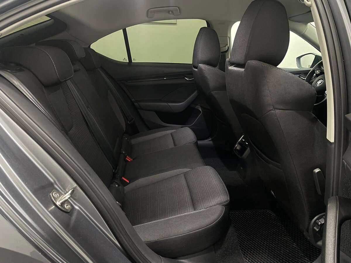 Купить Skoda Octavia с пробегом. Фото: #9