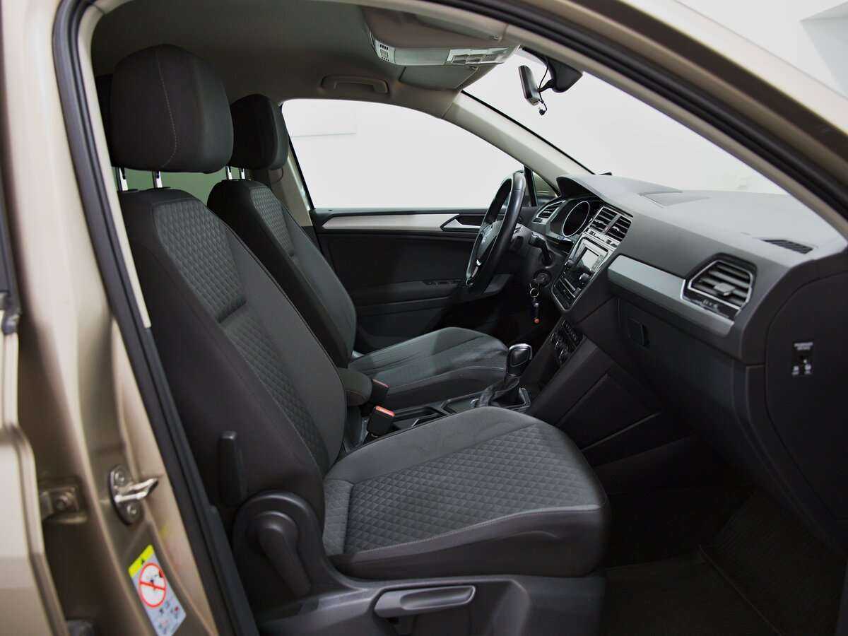 Купить Volkswagen Tiguan с пробегом. Фото: #5
