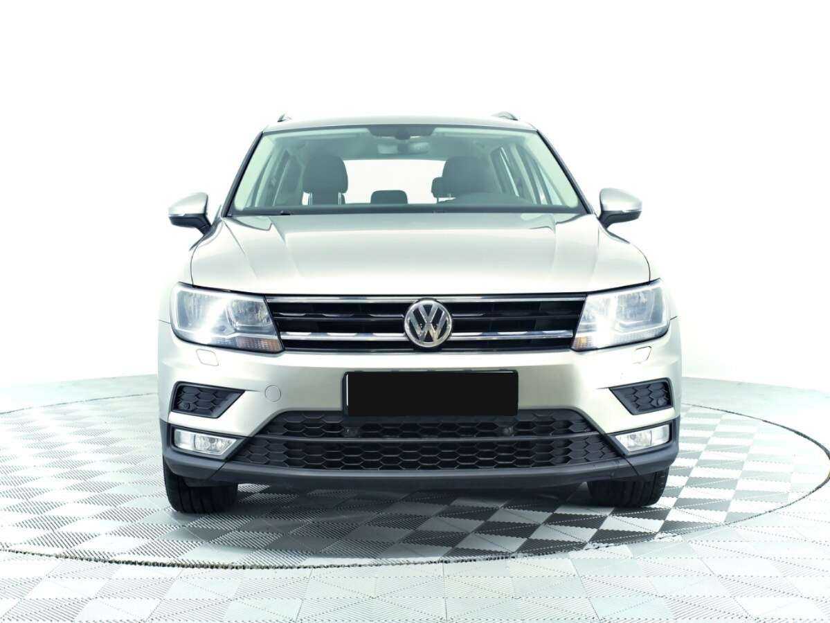 Купить Volkswagen Tiguan с пробегом. Фото: #1
