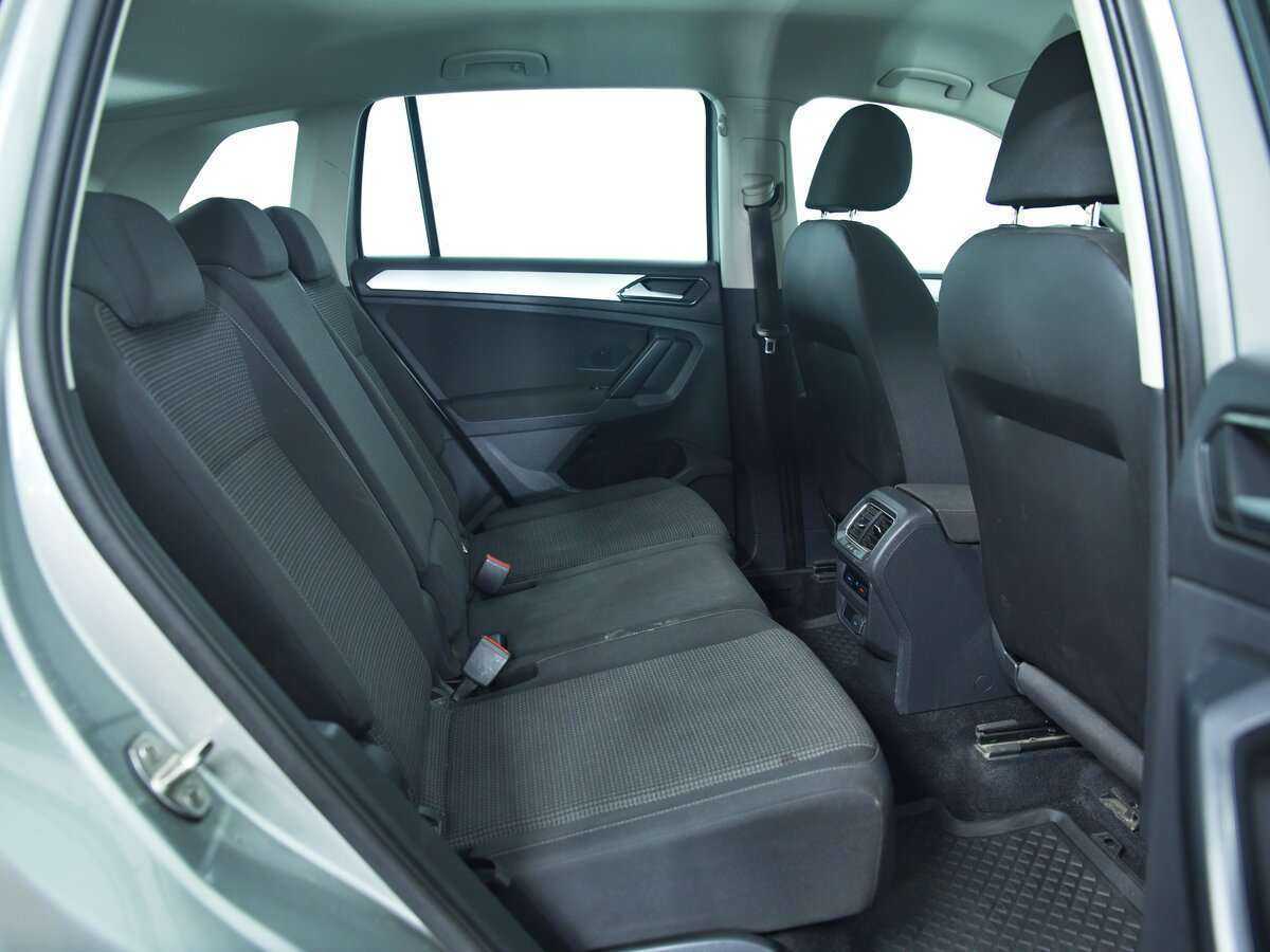 Купить Volkswagen Tiguan с пробегом. Фото: #8