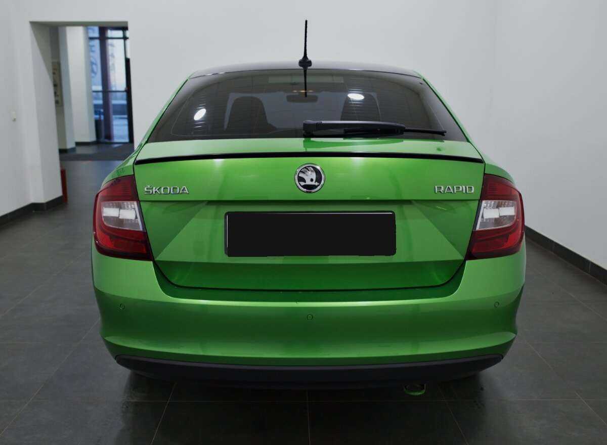 Купить Skoda Rapid с пробегом. Фото: #1