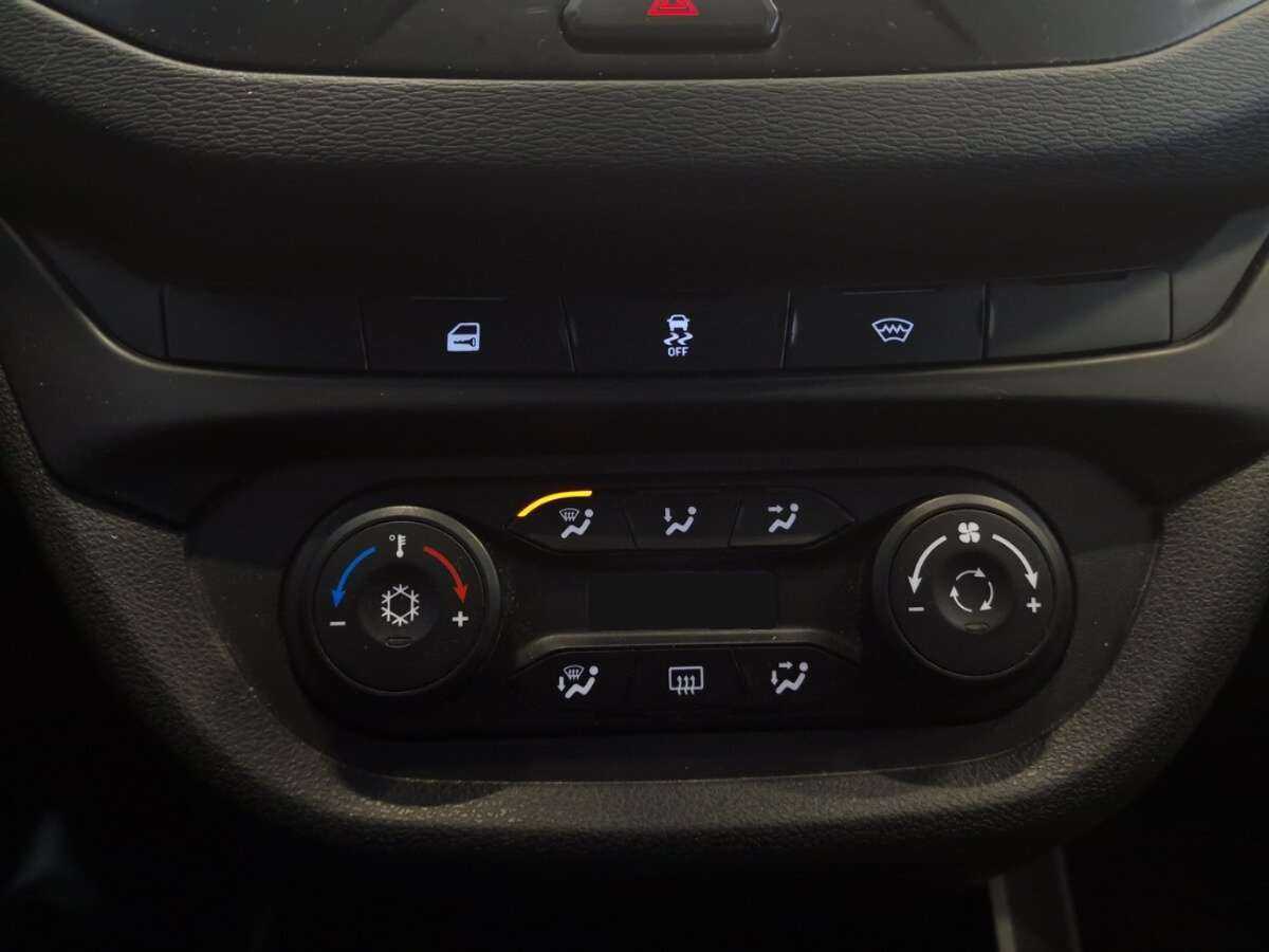 Купить Lada (ВАЗ) Vesta с пробегом. Фото: #7