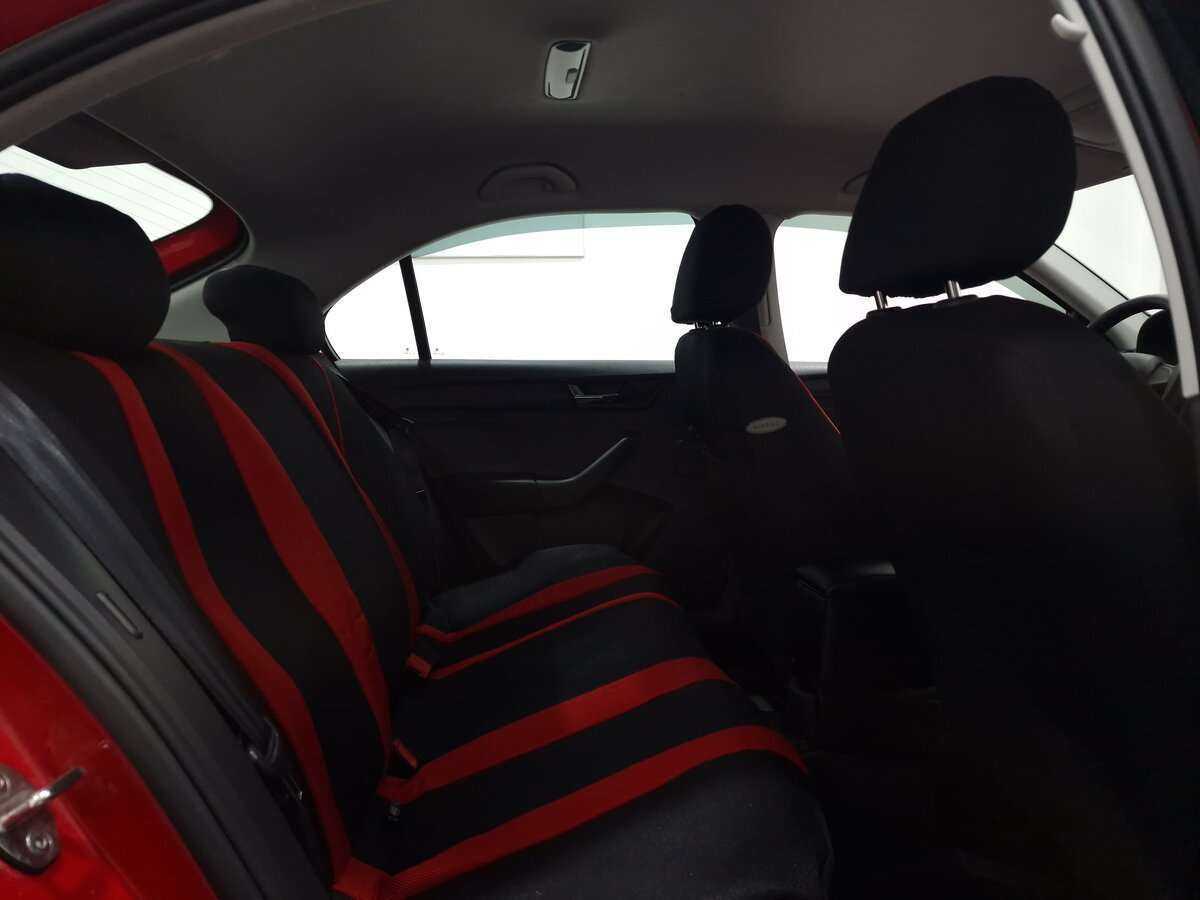Купить Skoda Rapid с пробегом. Фото: #13