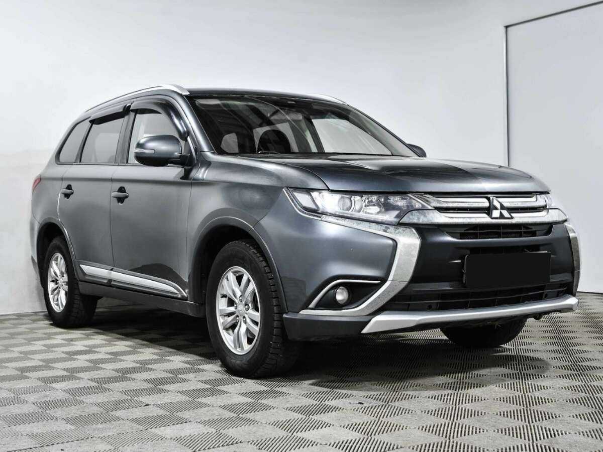 Купить Mitsubishi Outlander с пробегом. Фото: #2