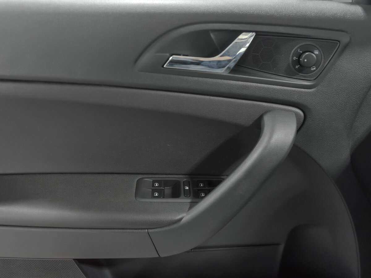 Купить Skoda Yeti с пробегом. Фото: #11