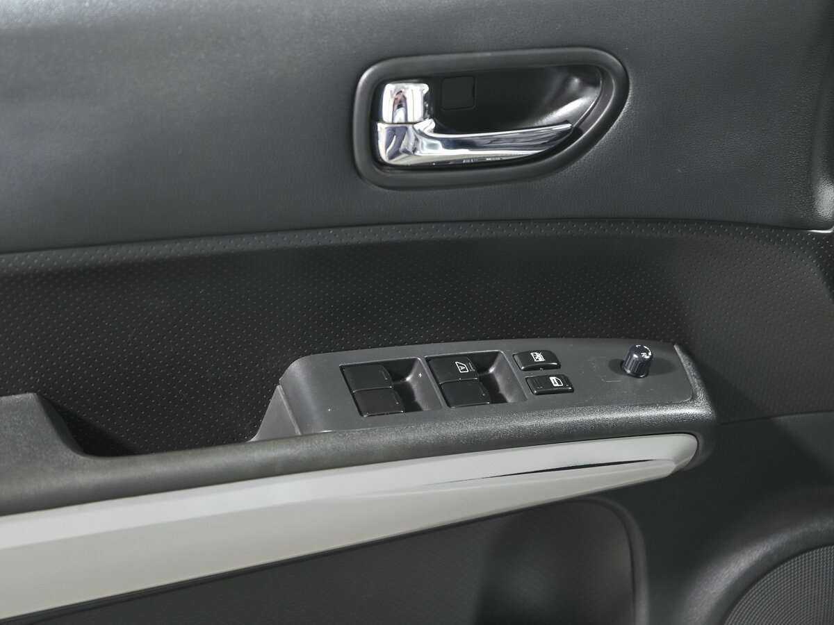 Купить Nissan X-Trail с пробегом. Фото: #14