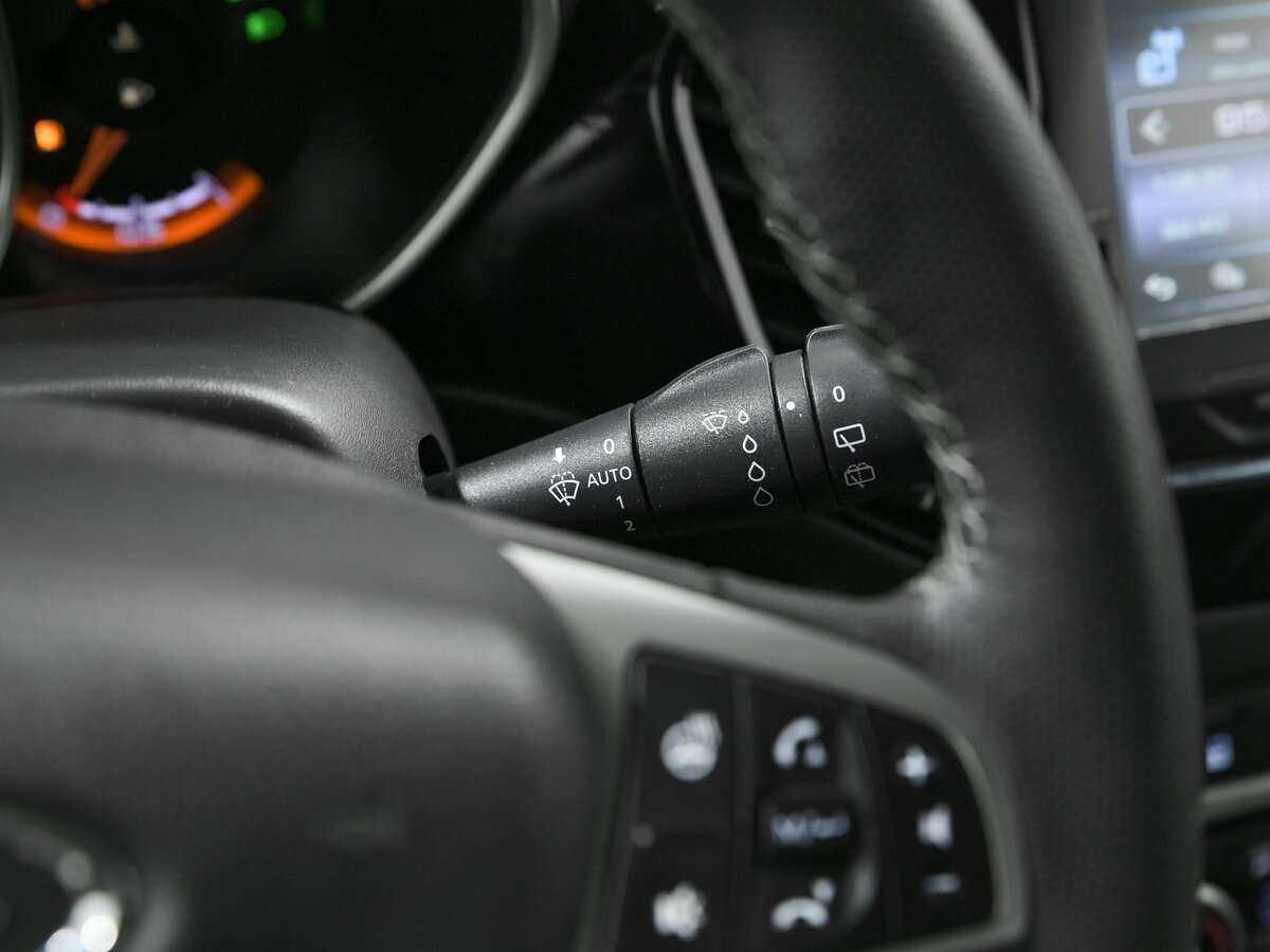 Купить Lada (ВАЗ) Vesta с пробегом. Фото: #4