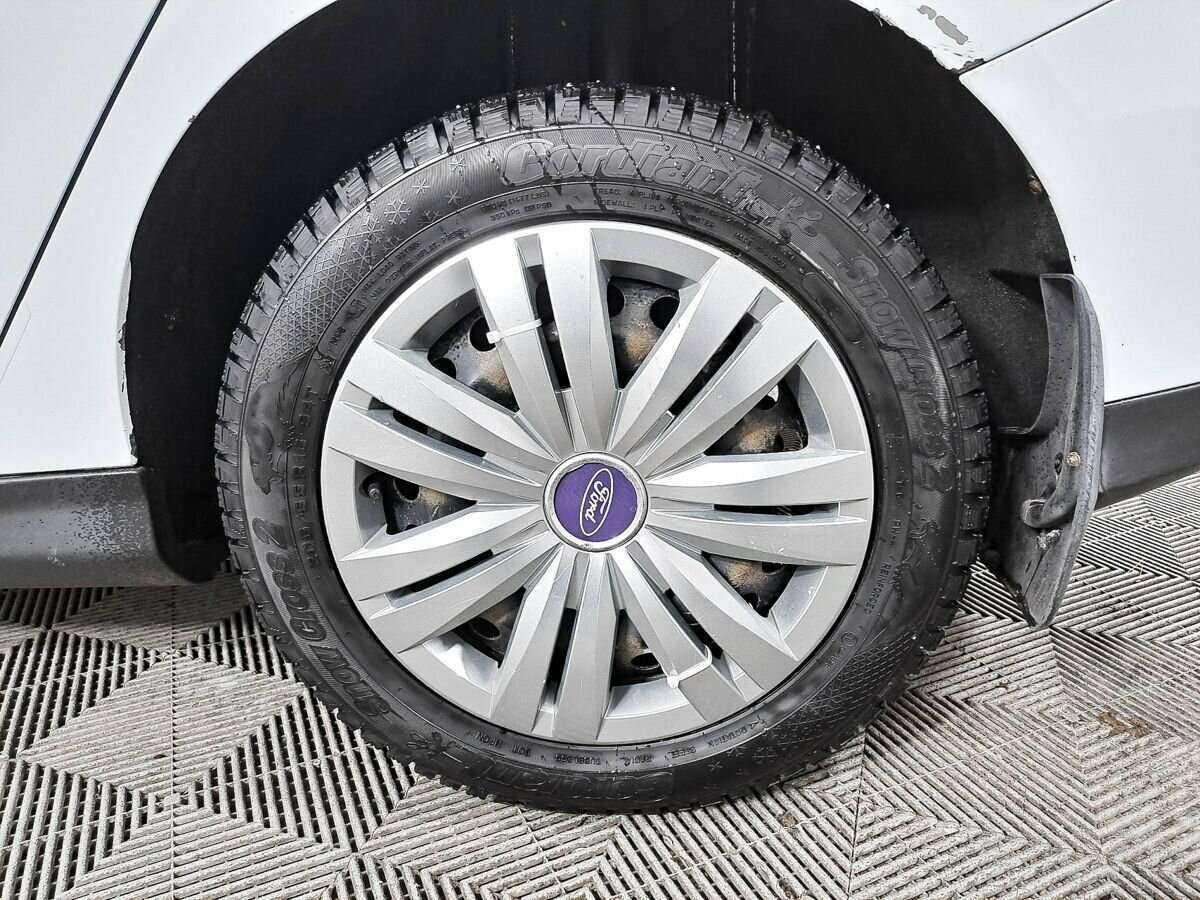 Купить Ford Focus с пробегом. Фото: #16