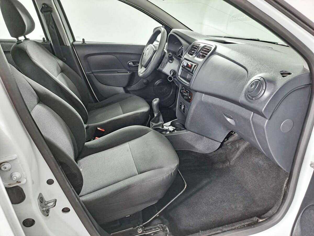 Купить Renault Logan с пробегом. Фото: #10