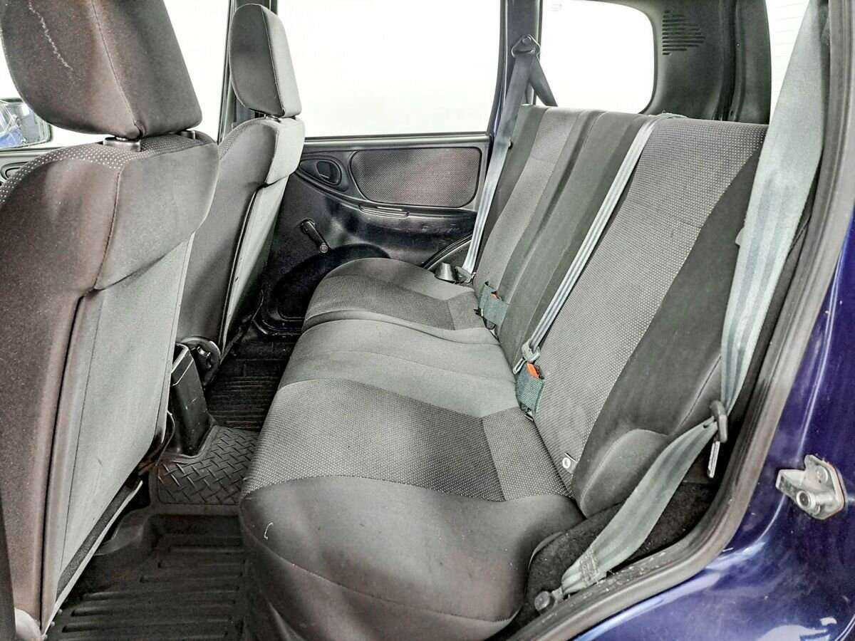 Купить Chevrolet Niva с пробегом. Фото: #11