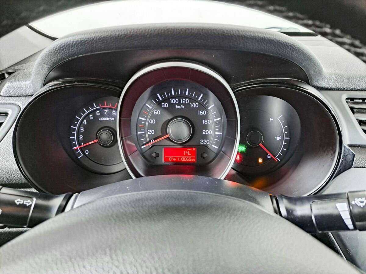 Купить Kia Rio с пробегом. Фото: #10