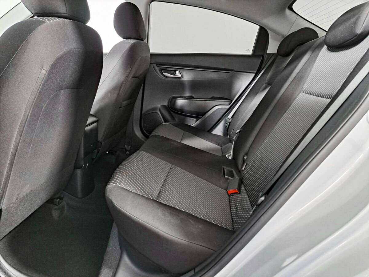 Купить Kia Rio с пробегом. Фото: #11