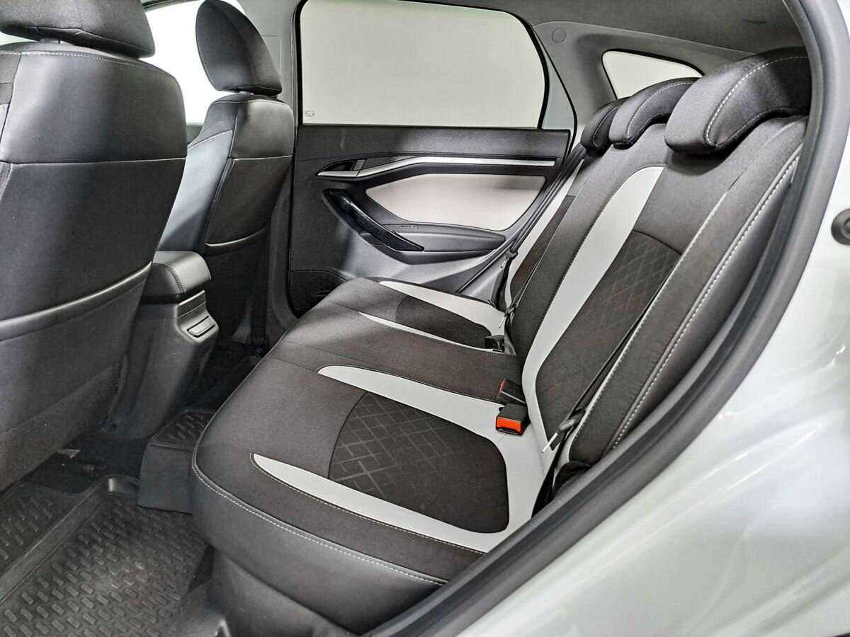 Купить Lada (ВАЗ) Vesta с пробегом. Фото: #9