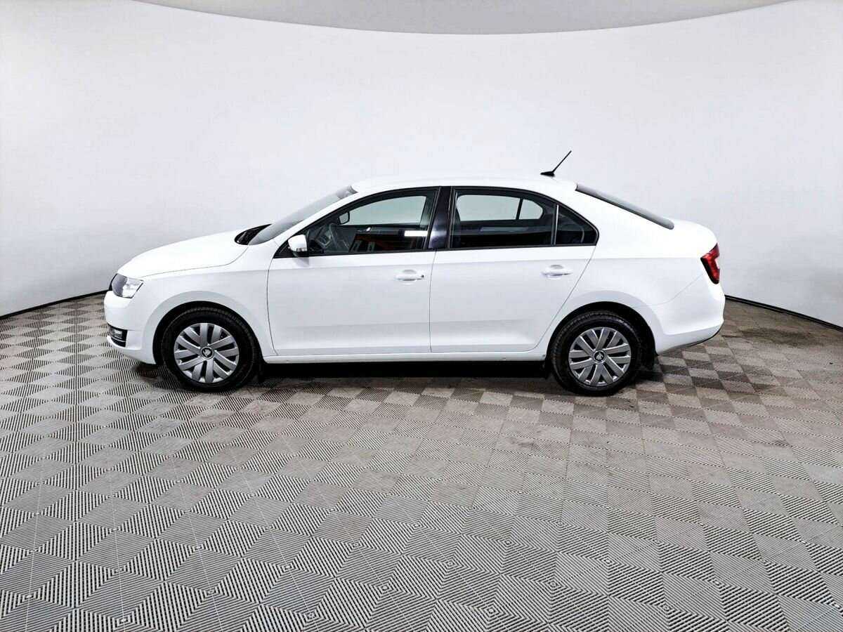 Купить Skoda Rapid с пробегом. Фото: #6