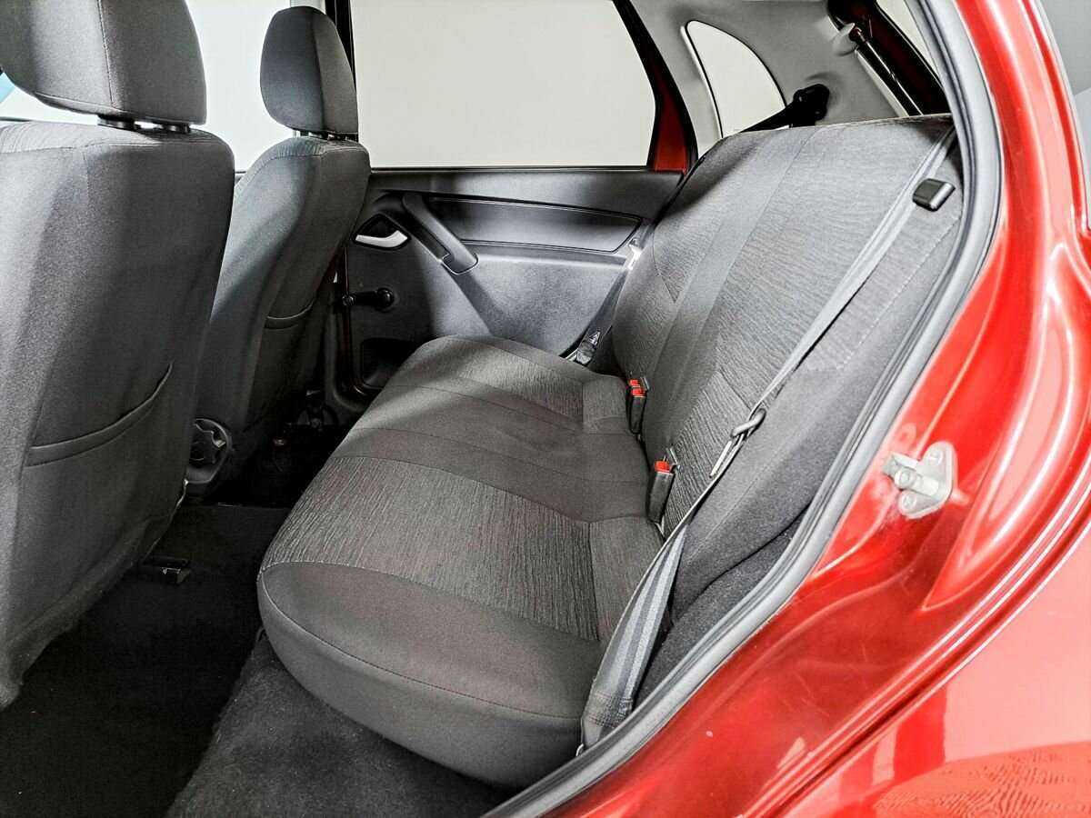 Купить Lada (ВАЗ) Kalina с пробегом. Фото: #9