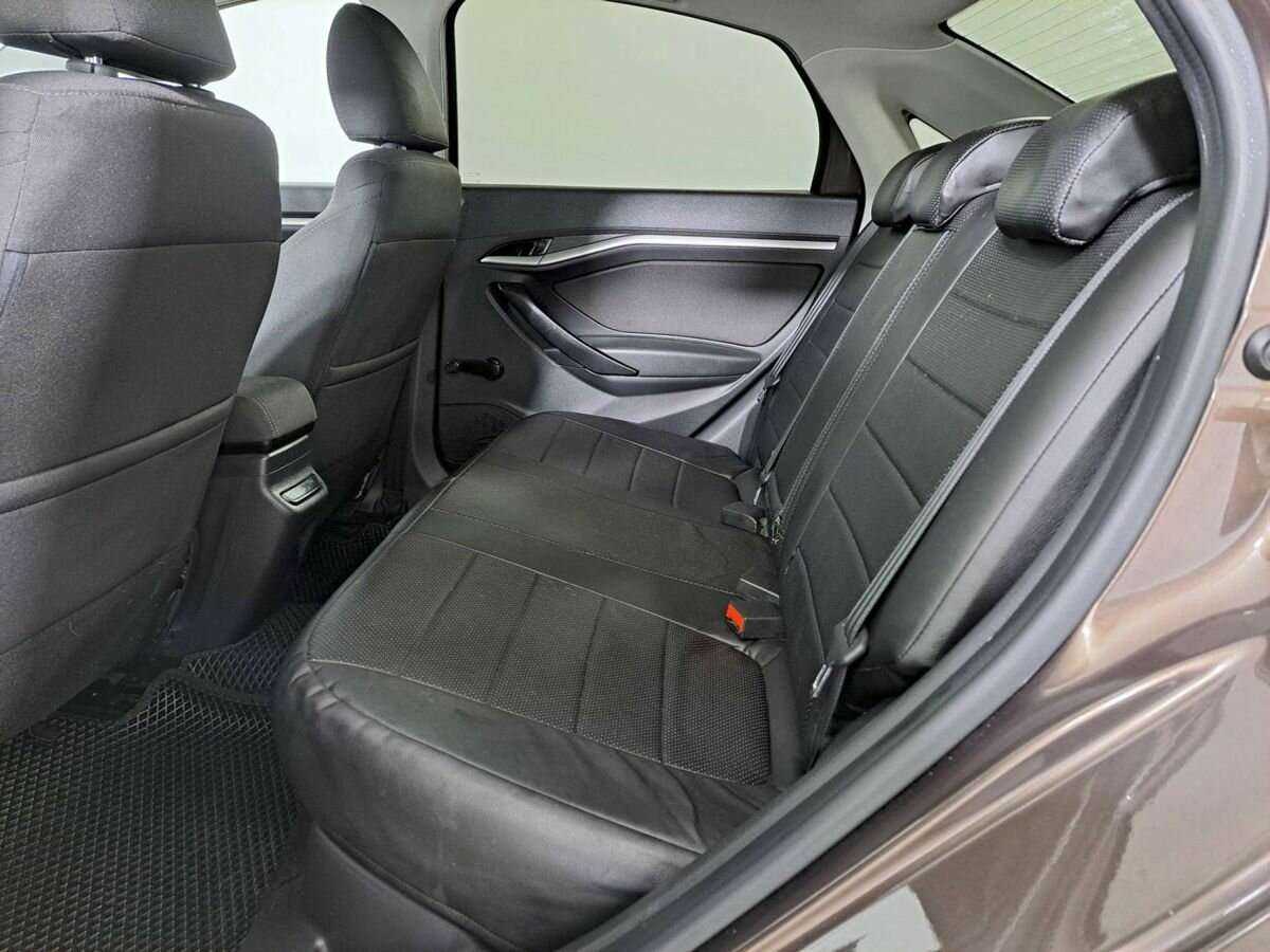 Купить Lada (ВАЗ) Vesta с пробегом. Фото: #11