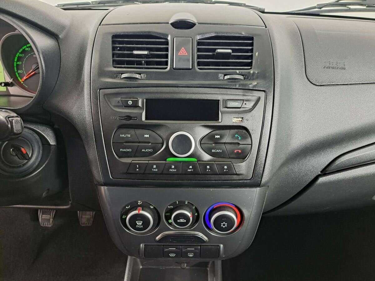 Купить Lada (ВАЗ) Kalina с пробегом. Фото: #12