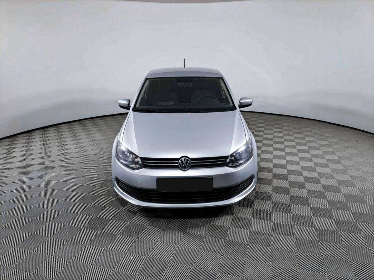 Купить Volkswagen Polo с пробегом. Фото: #1