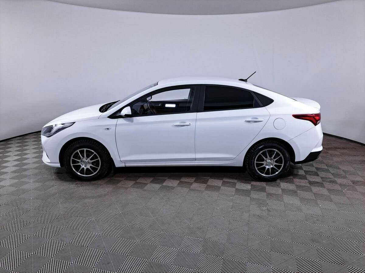 Купить Hyundai Solaris с пробегом. Фото: #6