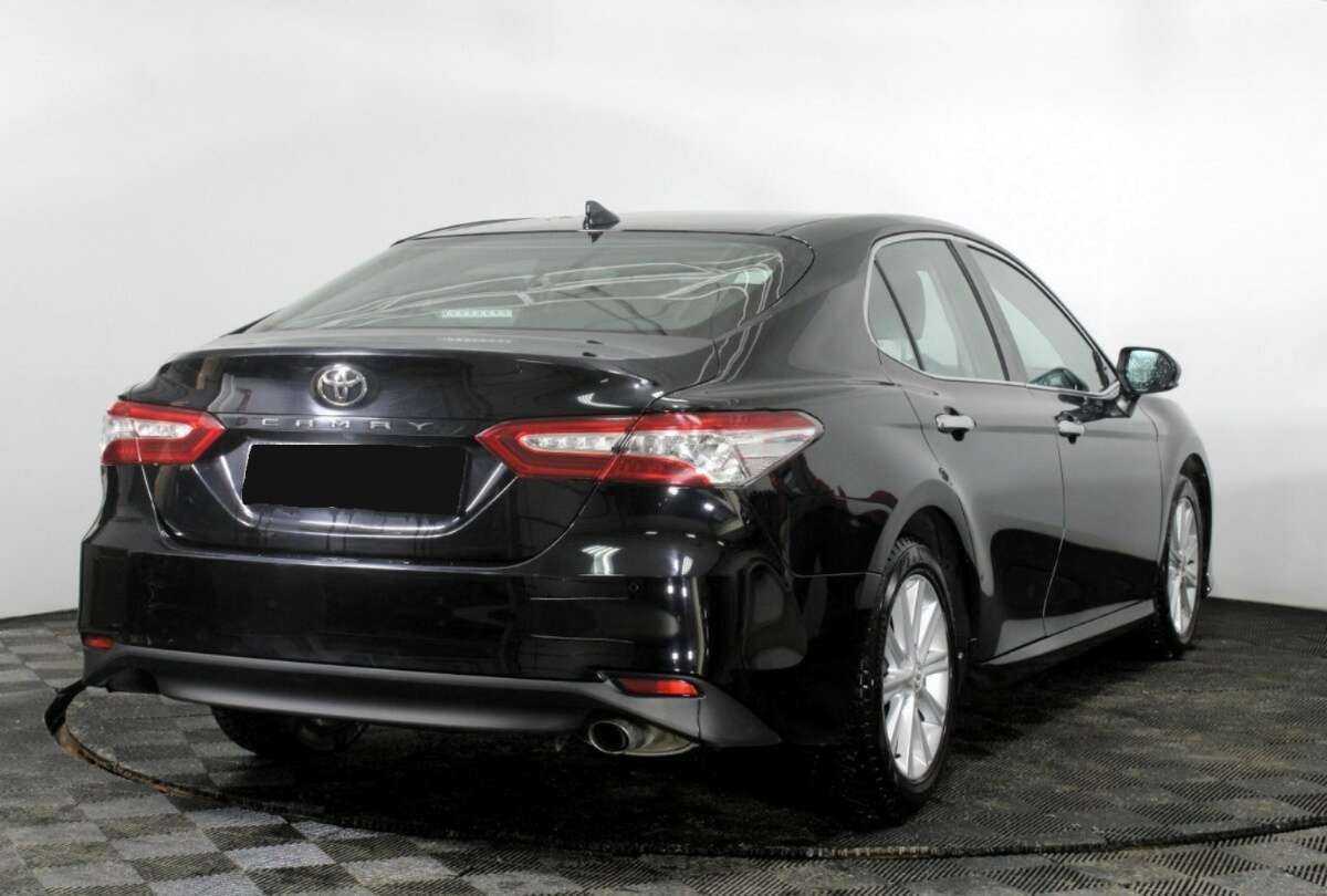 Купить Toyota Camry с пробегом. Фото: #4