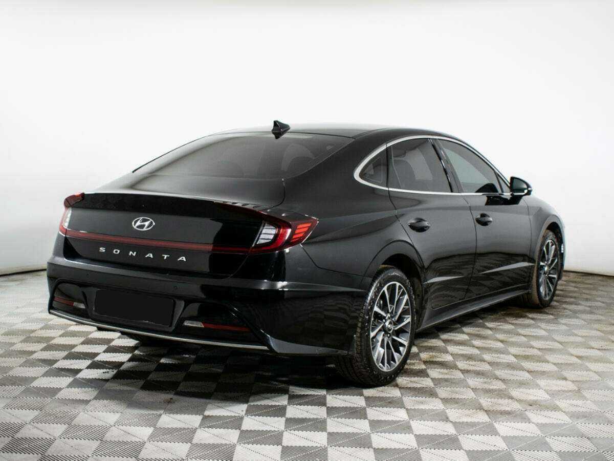 Купить Hyundai Sonata с пробегом. Фото: #3