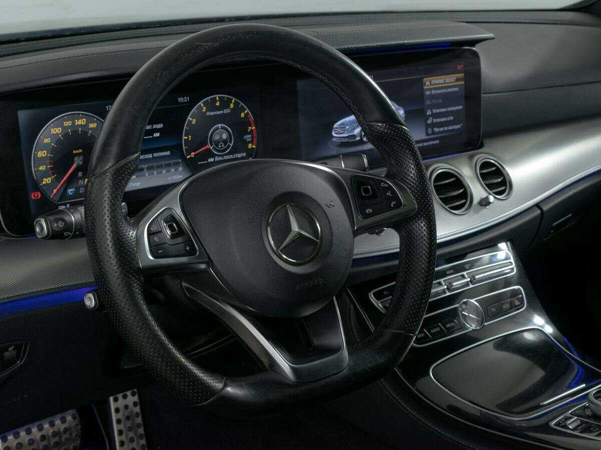 Купить Mercedes-Benz E-Класс с пробегом. Фото: #11