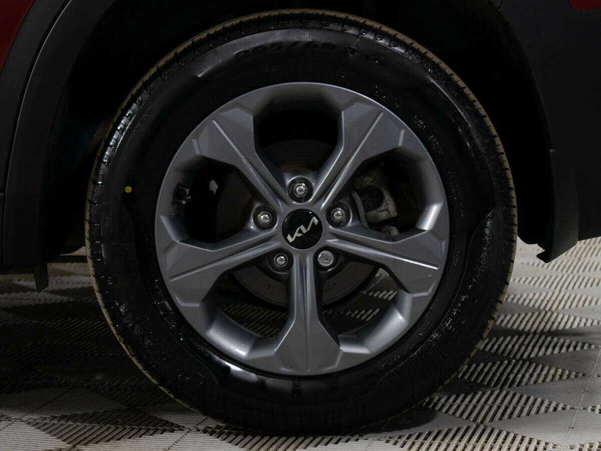 Купить Kia Seltos с пробегом. Фото: #17