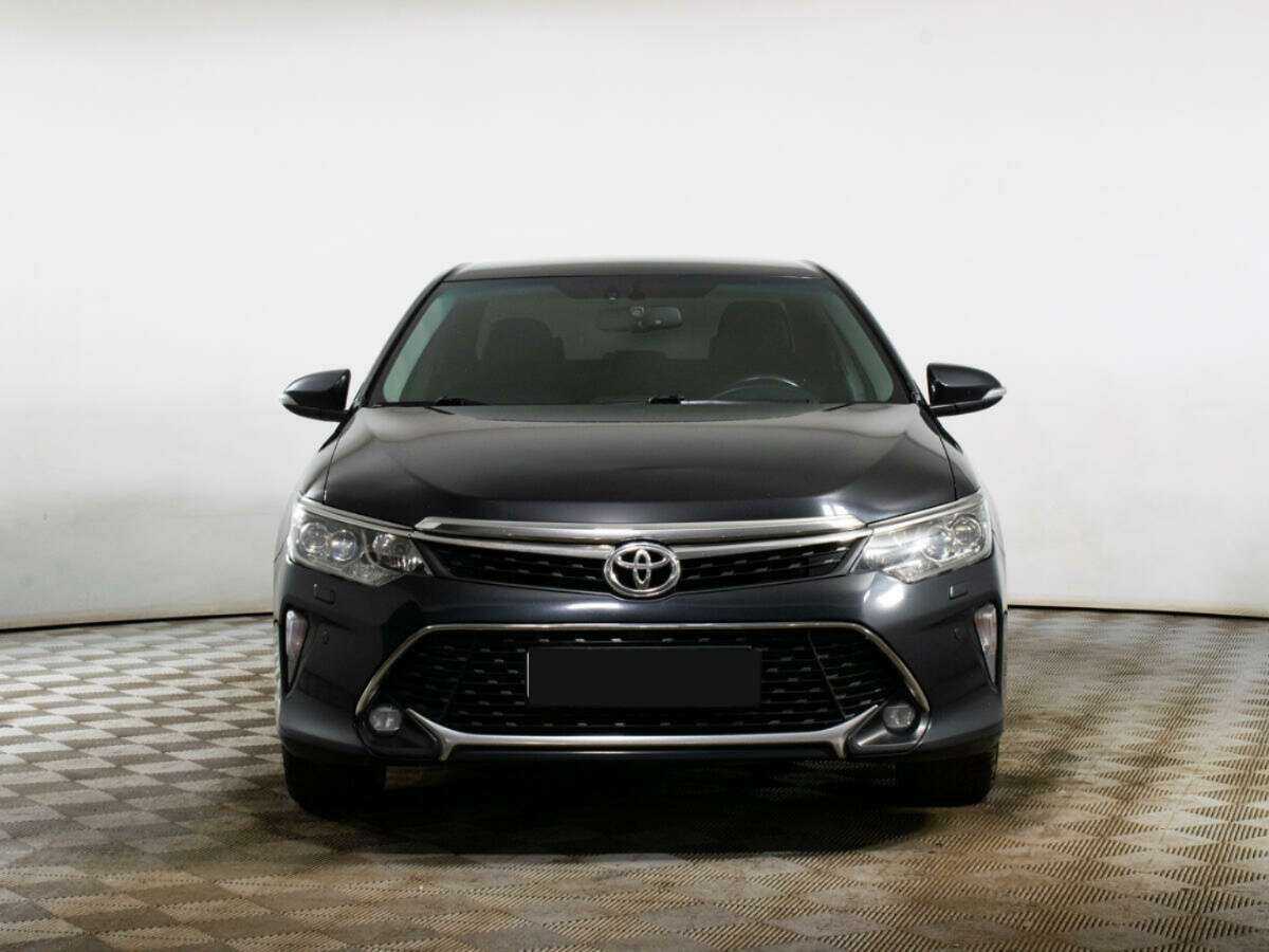 Купить Toyota Camry с пробегом. Фото: #1