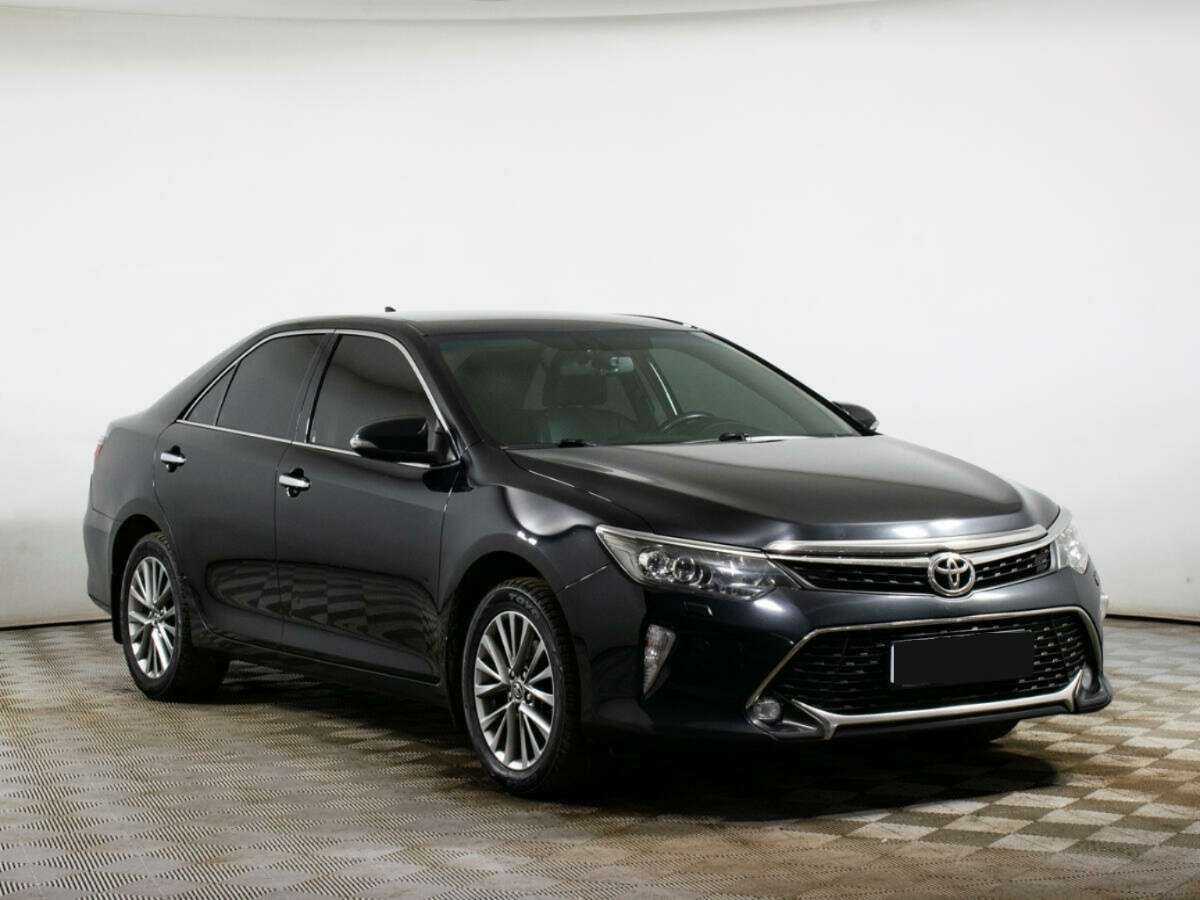Купить Toyota Camry с пробегом. Фото: #2