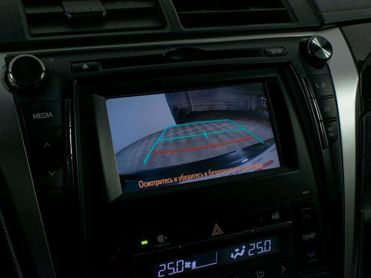 Купить Toyota Camry с пробегом. Фото: #18