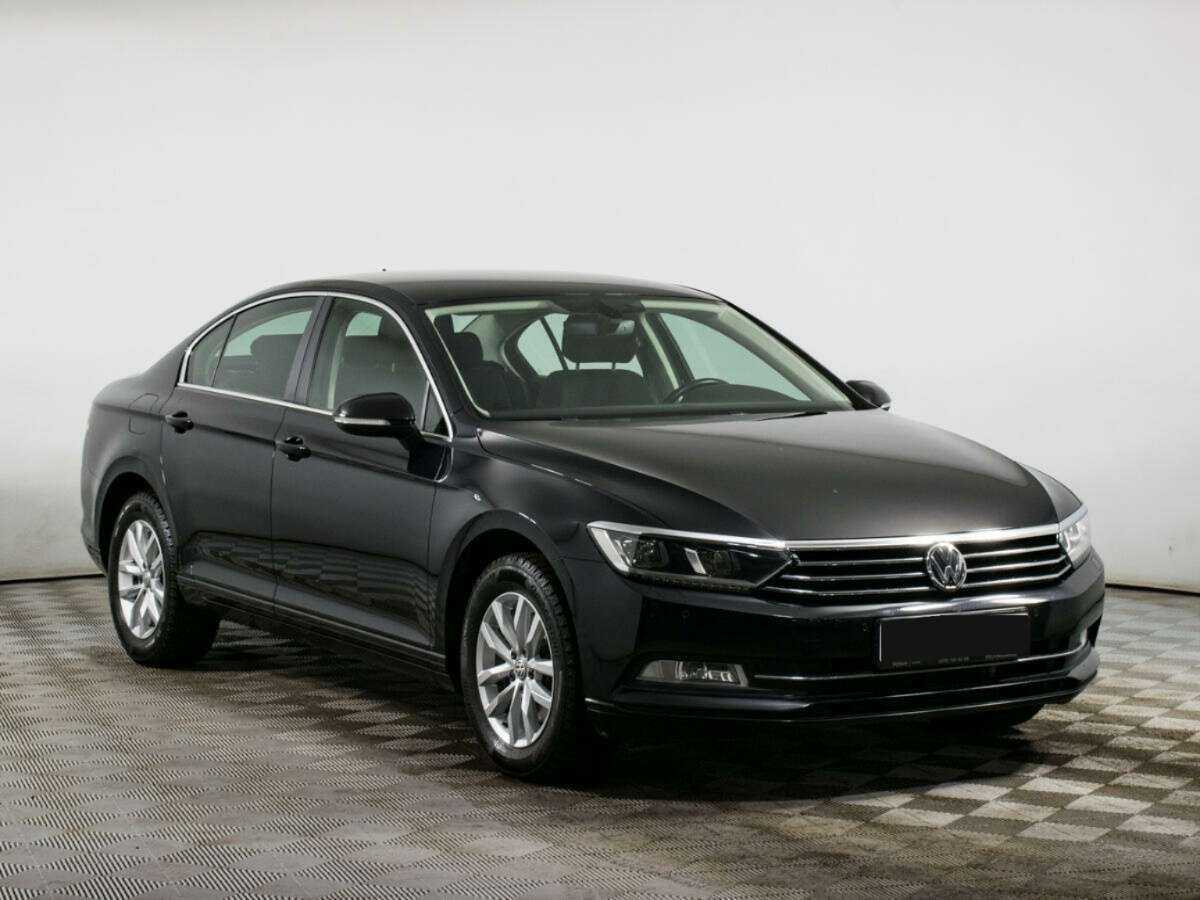 Купить Volkswagen Passat с пробегом. Фото: #2