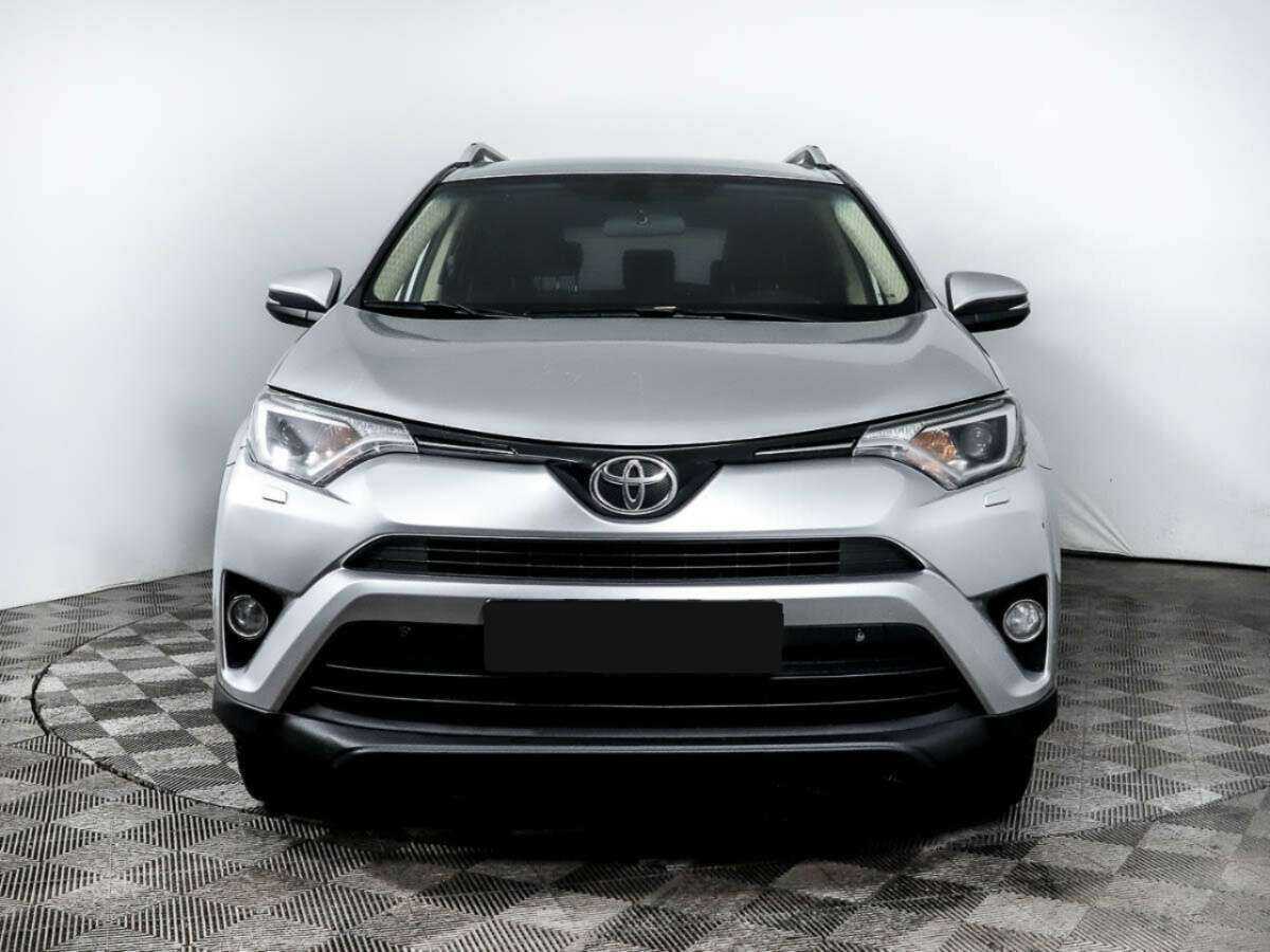 Купить Toyota RAV4 с пробегом. Фото: #1