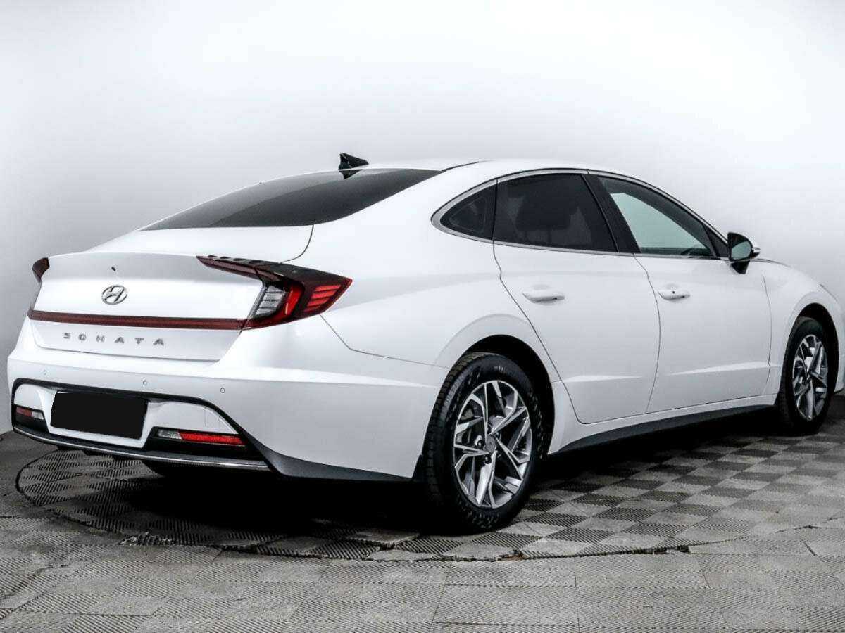 Купить Hyundai Sonata с пробегом. Фото: #3