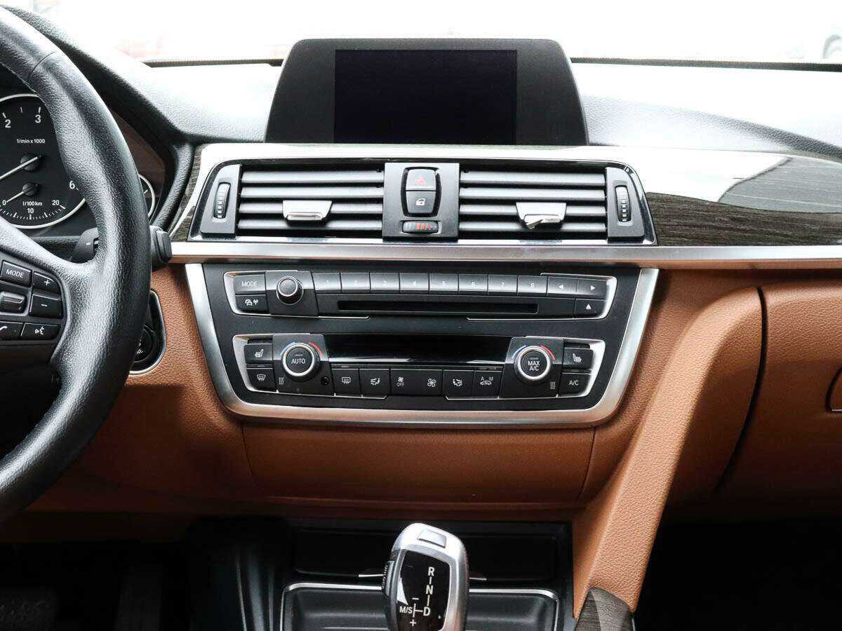 Купить BMW 3 серии с пробегом. Фото: #9